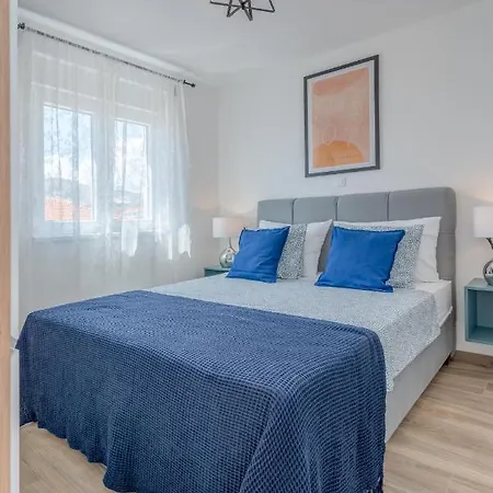 Apartman Bonaca Trogir Exterior photo